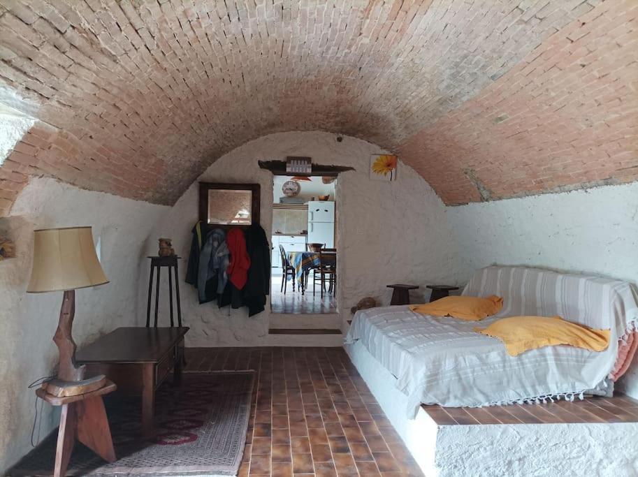 Maison De Caractere En Pierre Тригaнс Екстериор снимка